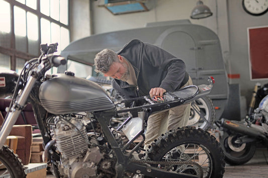 Motorrad auswintern und sicher starten